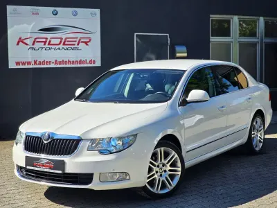 Gebraucht Skoda Superb Elegance 170 PS (125 kW) 2013 Weiß Limousine