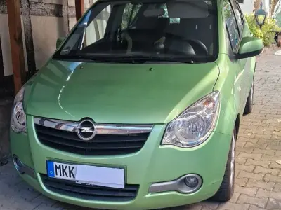 Gebraucht Opel Agila 65 PS (47 kW) 2008 Grün Kleinwagen