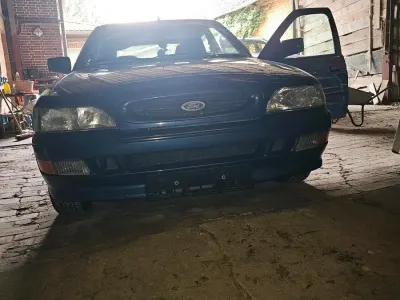 Gebraucht Ford Escort 88 PS (64 kW) 1994 Blau Limousine