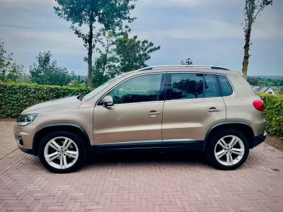Second-hand VW Tiguan Style 140 CP (102 kW) 2014 Auriu SUV