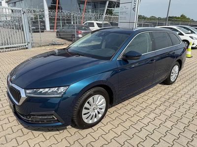 Gebraucht Skoda Octavia Style 150 PS (110 kW) 2024 Blau Kombi