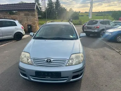 Używany Toyota Corolla Luna 97 KM (71 kW) 2005 Niebieski Kombi