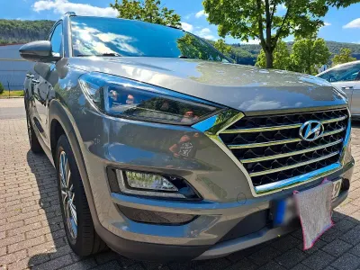 Gebraucht Hyundai Tucson Premium 136 PS (100 kW) 2019 Grau SUV