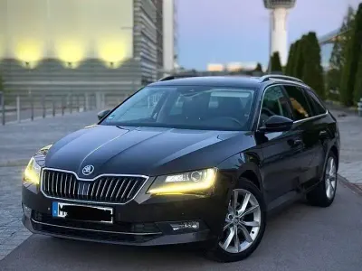 Gebraucht Skoda Superb 190 PS (139 kW) 2017 Braun Kombi