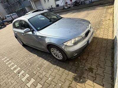 Gebraucht BMW 116 116 PS (85 kW) 2006 Silber Kleinwagen