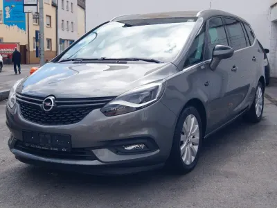 Gebraucht Opel Zafira Innovation 136 PS (100 kW) 2018 Grau Van / Kleinbus