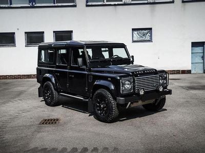 Schwarz Gebraucht 2013 Land Rover Defender Kombi | 41.999 €