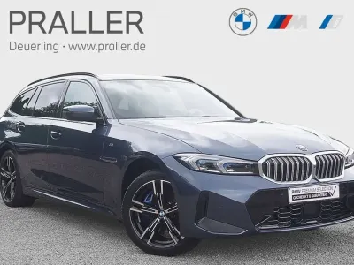 Gebraucht BMW 330e M Sport 292 PS (214 kW) 2025 Blau Kombi