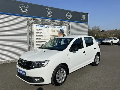 Gebraucht Dacia Sandero 73 PS (53 kW) 2020 Weiß Limousine