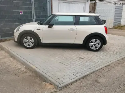 Usata Mini ONE 75 CV (55 kW) 2014 Bianco Utilitaria