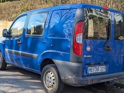 Gebraucht Fiat Doblò 92 PS (67 kW) 2009 Blau Van / Kleinbus