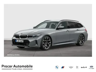 Gebraucht BMW 330 M Sport 258 PS (189 kW) 2025 Grau Kombi