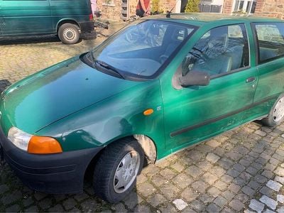 Gebraucht Fiat Punto 55 PS (40 kW) 1998 Grün Kleinwagen