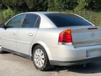 Gebraucht Opel Vectra 122 PS (89 kW) 2003 Grau Limousine