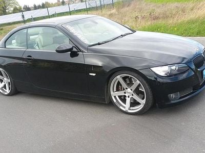 Gebraucht BMW 335 Cabriolet 306 PS (225 kW) 2007 Schwarz Cabrio