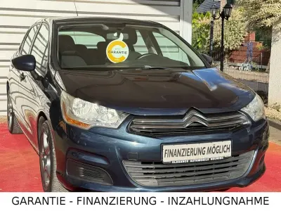 Gebraucht Citroën C4 Attraction 95 PS (69 kW) 2012 Grau Limousine