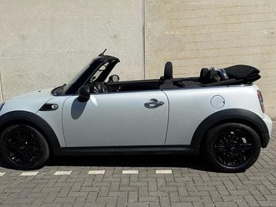 Second-hand Mini One Cabriolet 98 CP (72 kW) 2015 Argintiu Cabrio