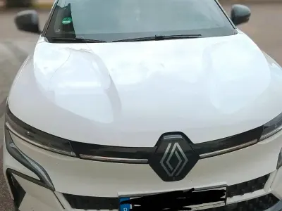 Gebraucht Renault Mégane Iconic 160 kW (218 PS) 2022 Weiß Limousine