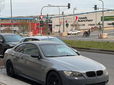 Gebraucht BMW 320 M Sport 177 PS (130 kW) 2007 Grau Coupé