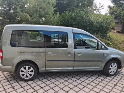 Gebraucht VW Caddy Maxi 102 PS (75 kW) 2008 Grün Van / Kleinbus