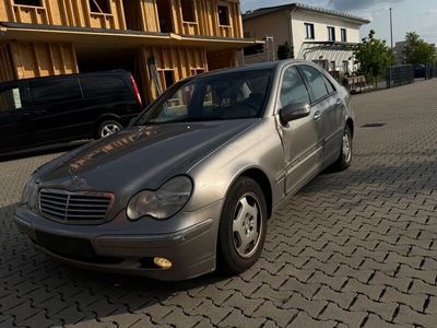 Mercedes C220