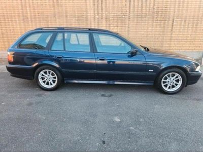 BMW 523