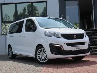 Gebraucht Peugeot Traveller Business-Line 144 PS (105 kW) 2021 Weiß Van / Kleinbus