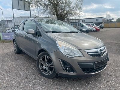 Usata Opel Corsa 90 CV (66 kW) 2011 Marrone Utilitaria