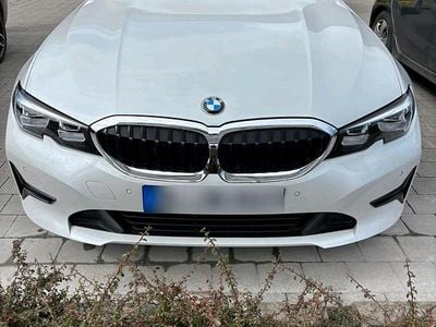 Usata BMW 320 Advantage 190 CV (139 kW) 2022 Bianco Station wagon