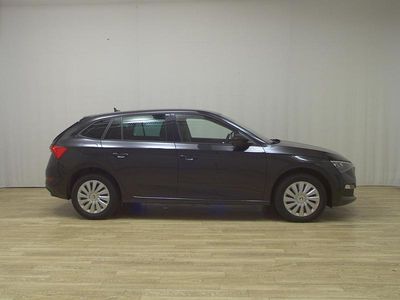 Gebraucht Skoda Scala Ambiente 116 PS (85 kW) 2019 Schwarzmagic perleffekt Kleinwagen