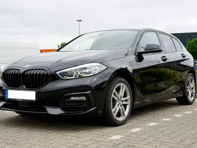 Gebraucht BMW 118 Sport Line 150 PS (110 kW) 2020 Schwarz Limousine