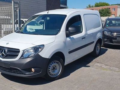 Mercedes Citan 109