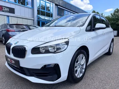 Gebraucht BMW 218 Active Tourer Advantage 140 PS (102 kW) 2018 Weiß Van / Kleinbus