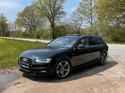 Schwarz Gebraucht 2015 Audi A4 Ambition Kombi | 15.200 € (Etwas zu teuer)