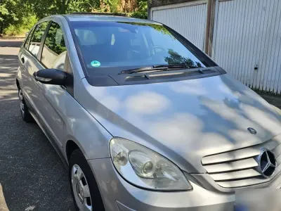 Gebraucht Mercedes B170 116 PS (85 kW) 2007 Silber Van / Kleinbus