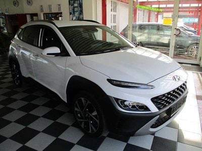 Usata Hyundai Kona Intro Edition 120 CV (88 kW) 2021 Bianco SUV
