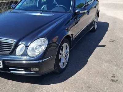 Gebraucht Mercedes E320 224 PS (164 kW) 2003 Schwarz Limousine