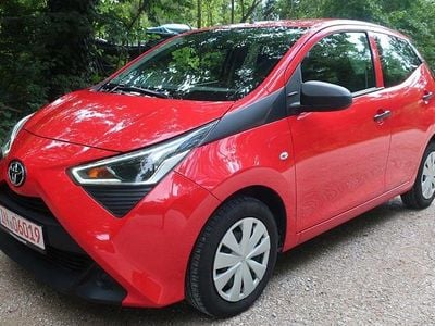 Gebraucht Toyota Aygo 72 PS (52 kW) 2019 Rot Kleinwagen