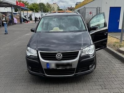 VW Touran Cross