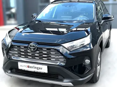 Gebraucht Toyota RAV4 Club 175 PS (128 kW) 2019 Attitude black mc. SUV