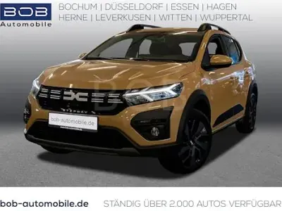 Usata Dacia Sandero Expression 91 CV (66 kW) 2025 Beige Berlina