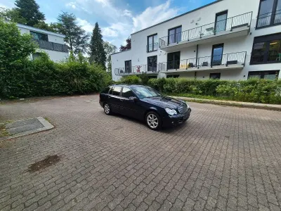 Gebraucht Mercedes C220 Avantgarde 150 PS (110 kW) 2007 Blau Kombi