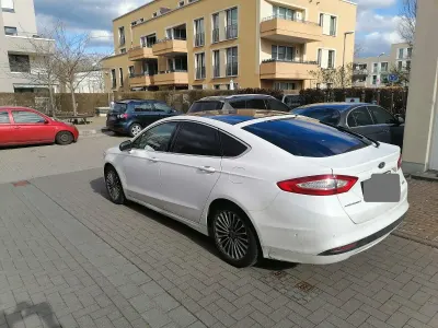 Gebraucht Ford Mondeo Titanium 160 PS (117 kW) 2015 Weiß Limousine