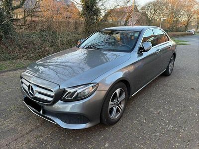 Gebraucht Mercedes E200 Avantgarde 184 PS (135 kW) 2018 Grau Limousine