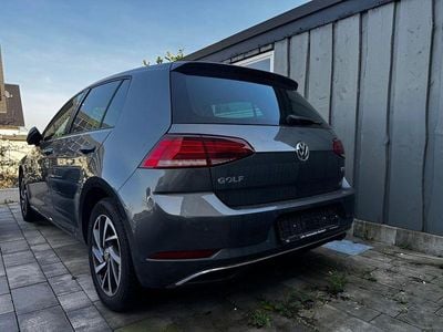 Gebraucht VW Golf VII Sound 110 PS (80 kW) 2017 Grau Limousine