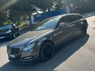 Gebraucht Mercedes CLS350 265 PS (194 kW) 2013 Coupé