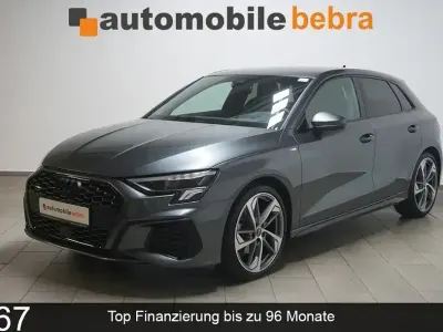 Używany Audi A3 S-Line 190 KM (139 kW) 2023 Szary Sedan/Limuzyna