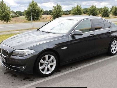 BMW 523