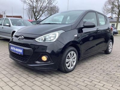 Gebraucht Hyundai i10 Classic 67 PS (49 kW) 2015 Schwarz Kleinwagen
