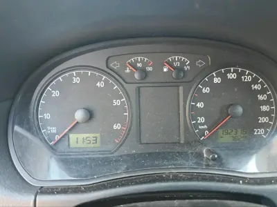 Gebraucht VW Polo 75 PS (55 kW) 2002 Rot Kleinwagen